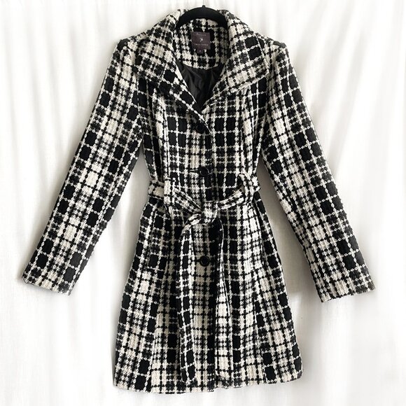Women's coat. Short length. Black-white. Size M - Picture 1 of 2